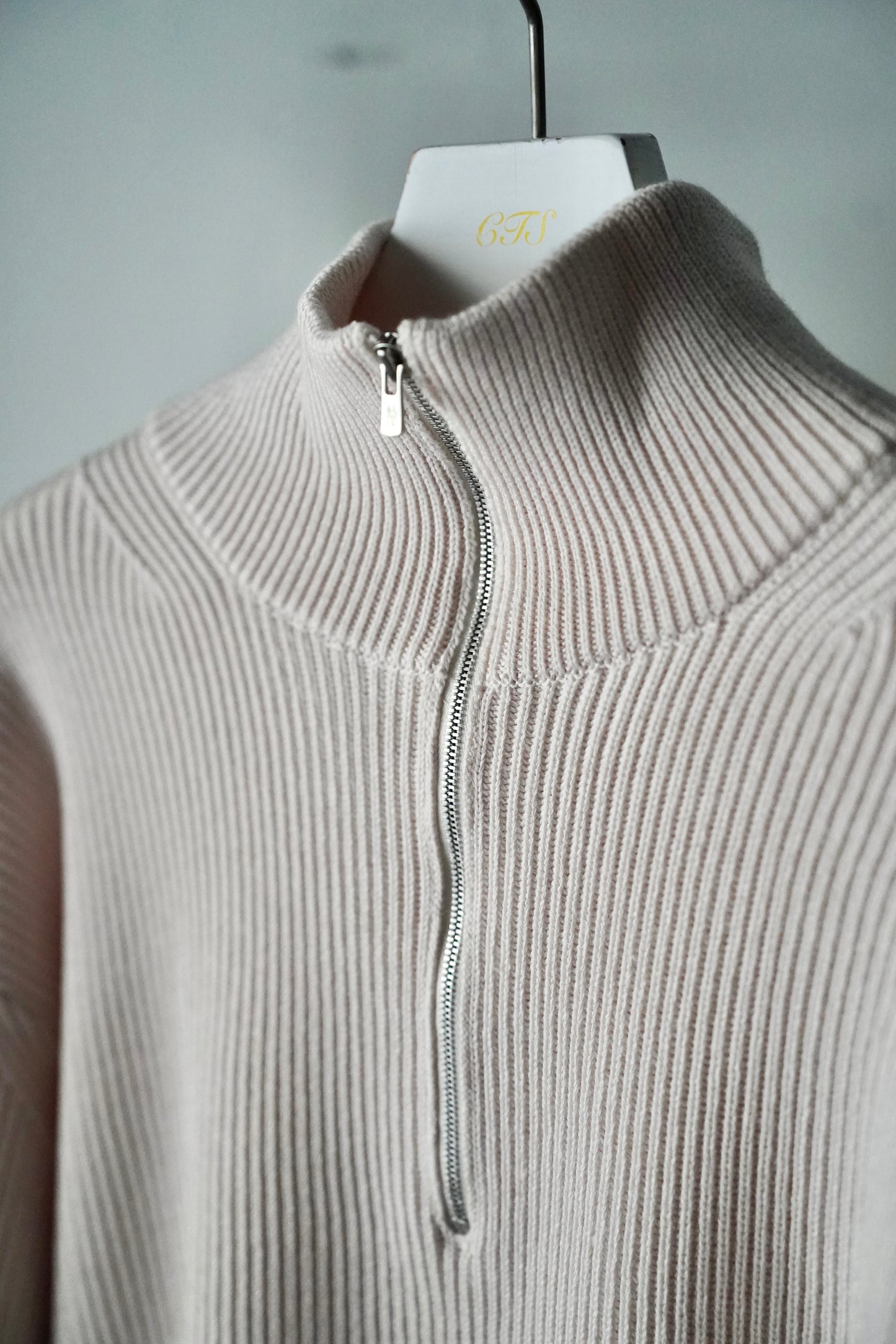 WOMEN　BATONER / バトナー　SOLID WOOL RIB HALF ZIP　