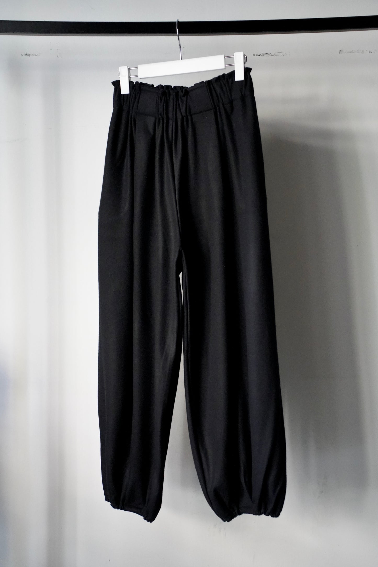 WOMEN　IIROT/イロット　Wool Balloon Trousers