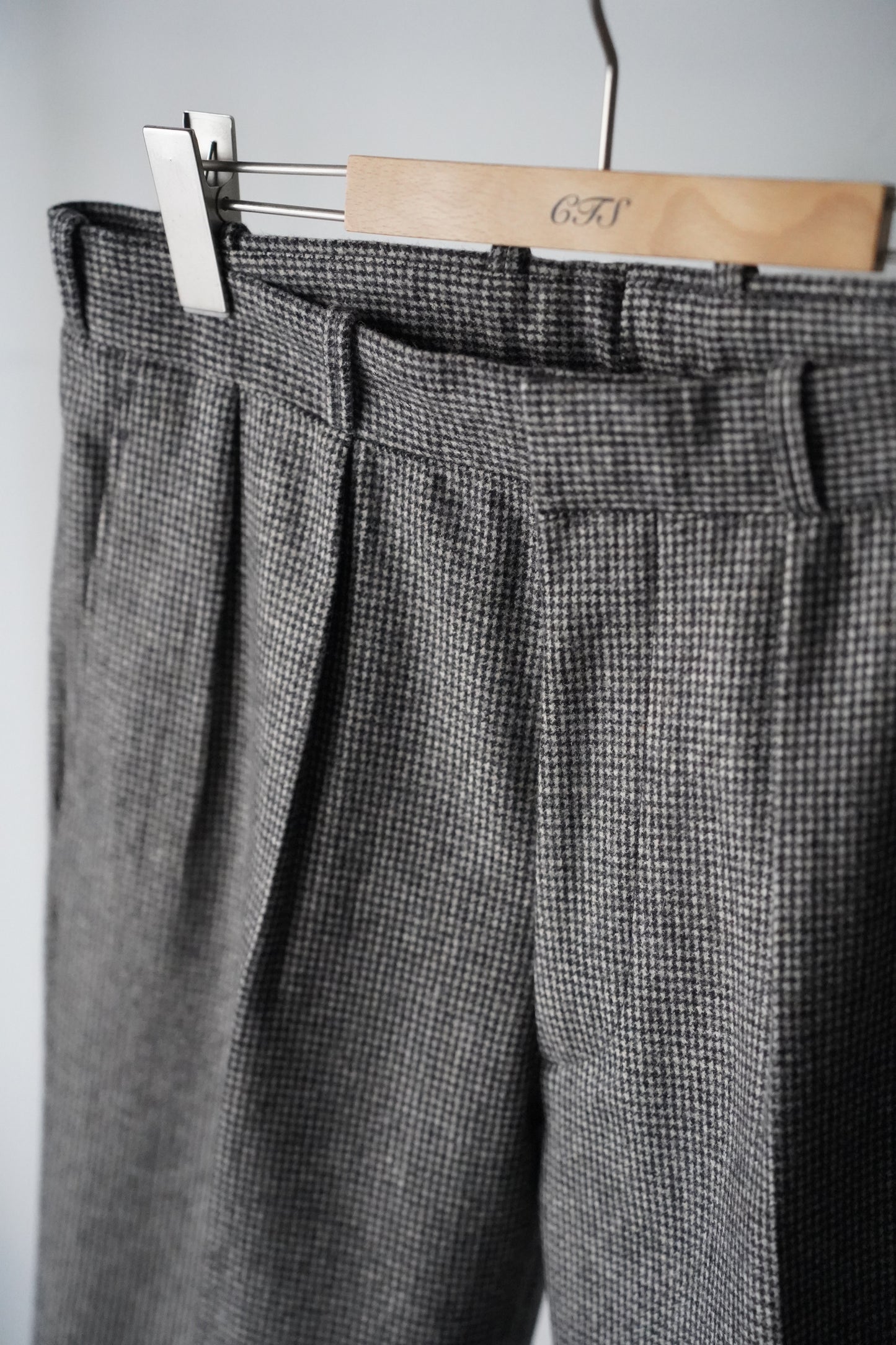 MEN　HEUGN / ユーゲン　"Freddie" Hound Tooth Pants