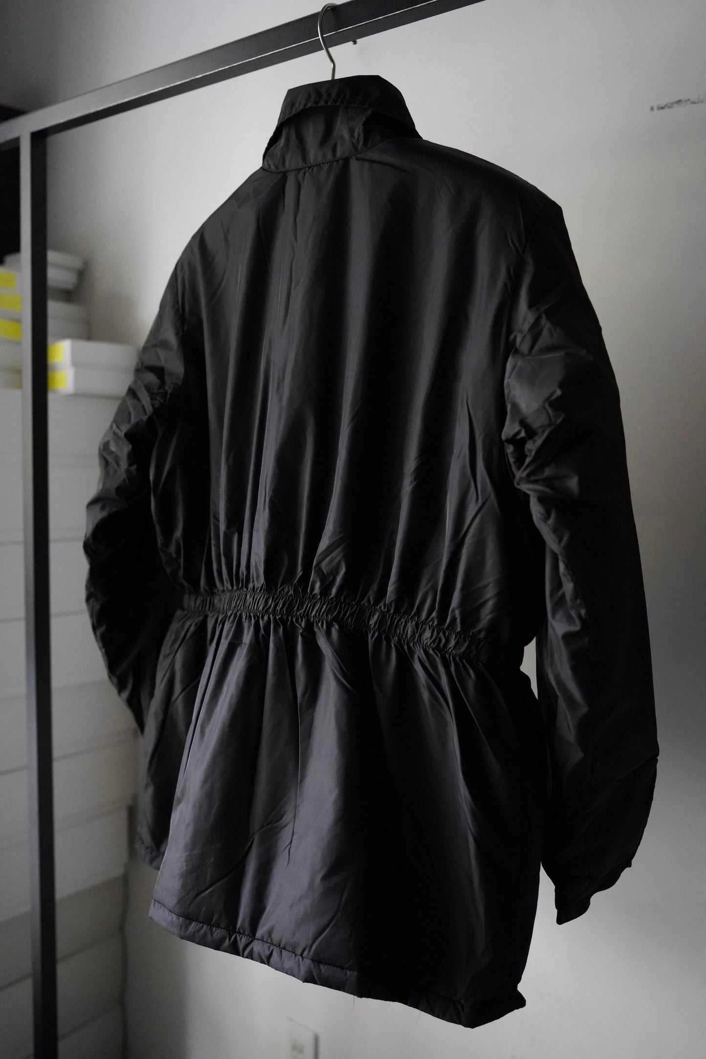 MEN　NECESSARY or UNNECESSARY / ネセサリーオアアンネセサリー　A-2 TALL