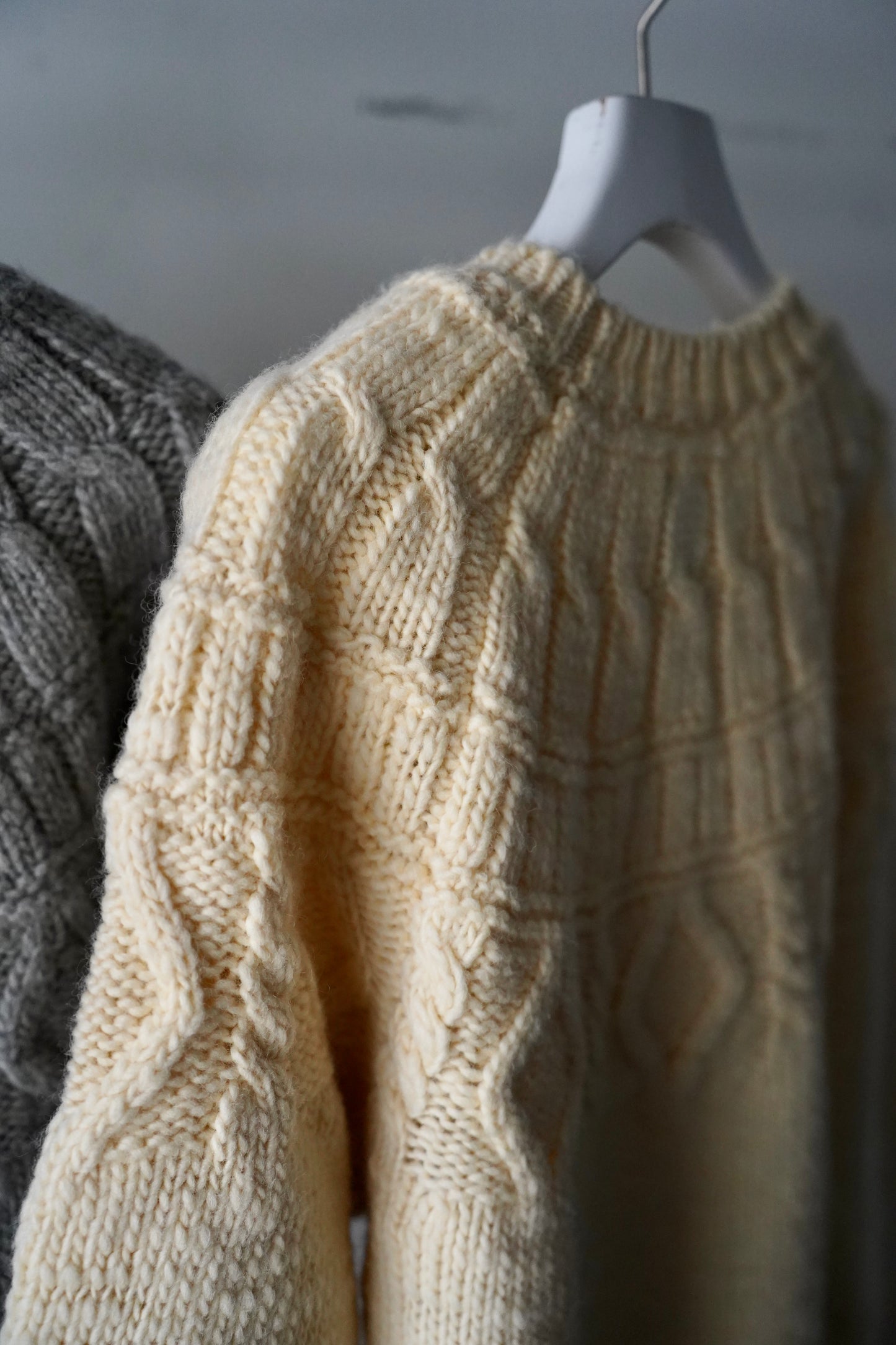 WOMEN　BATONER / バトナー　SPREAD ALAN CREW NECK