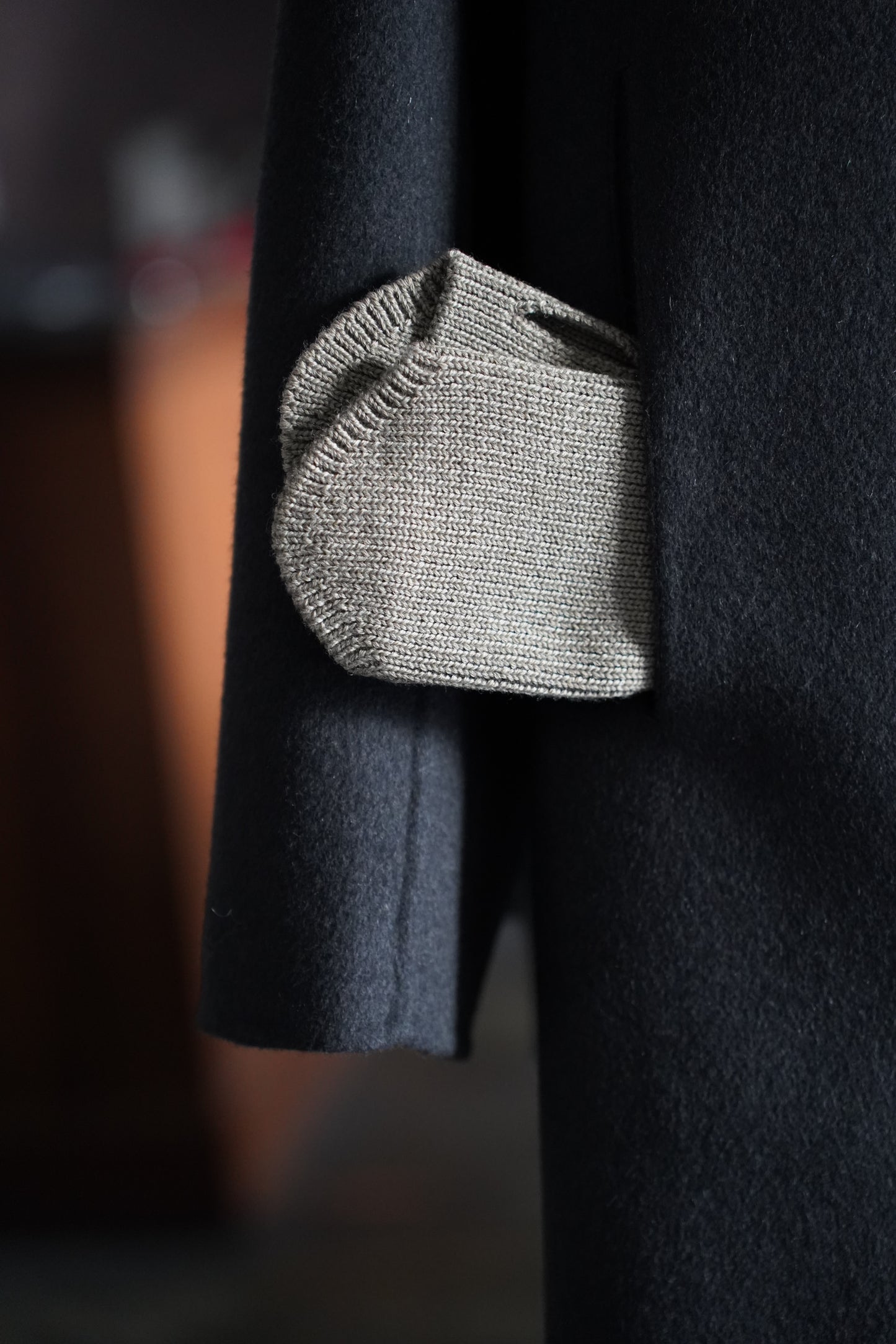 MEN/WOMEN BATONER / バトナー SOLID WOOL HAND WARMER – _COMES THE SUN