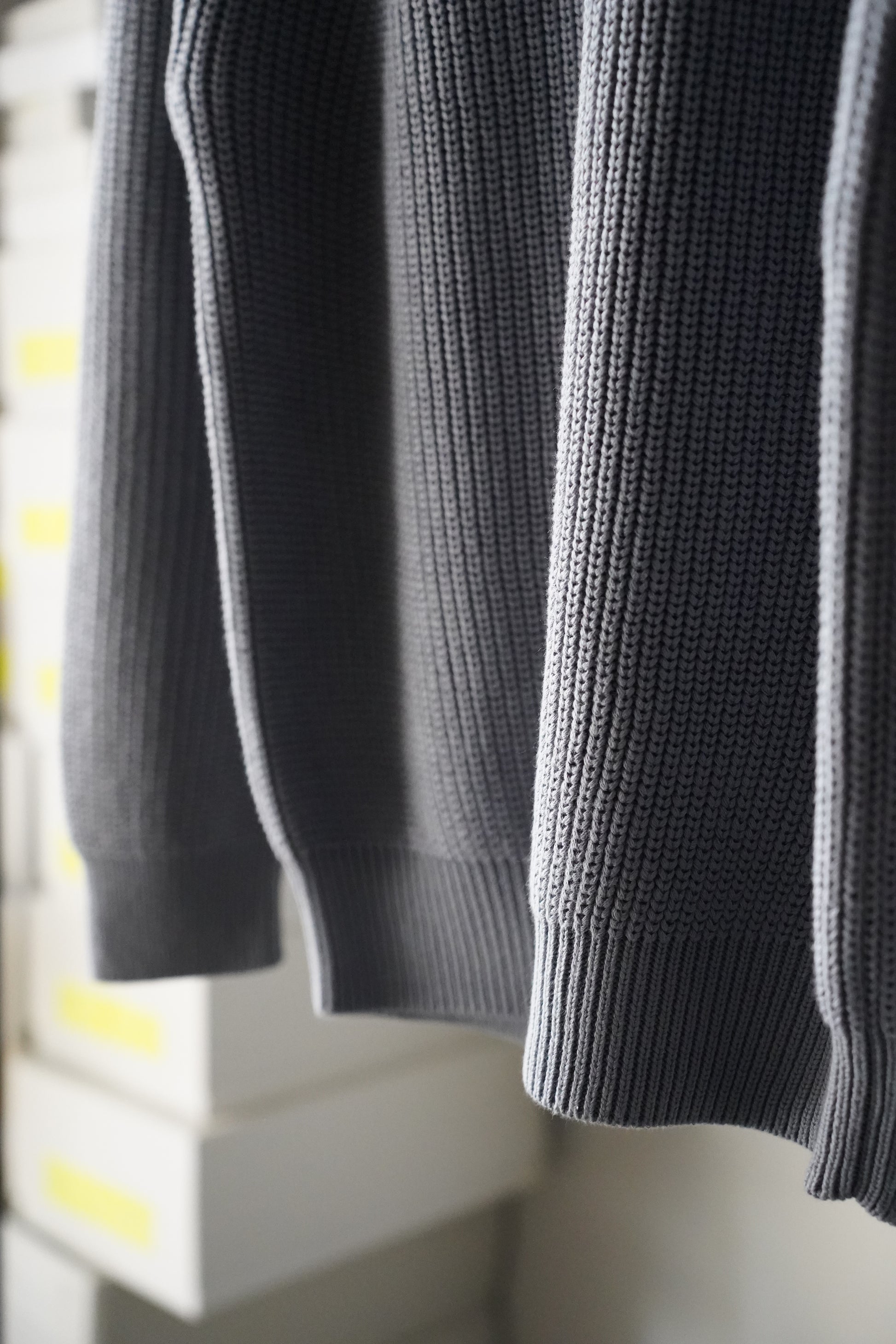MEN BATONER / バトナー SIGNATURE CREW NECK – _COMES THE SUN