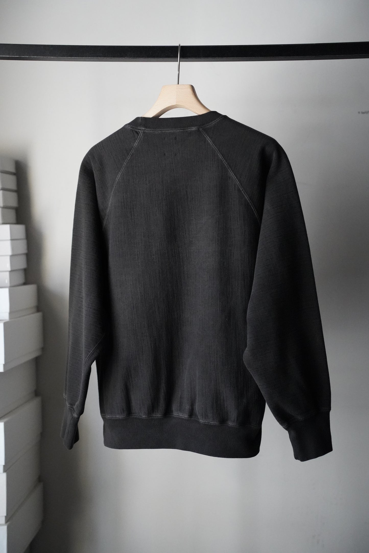 MEN　BATONER / バトナー　UMBERCA URAKE FADE COLOR CREW NECK