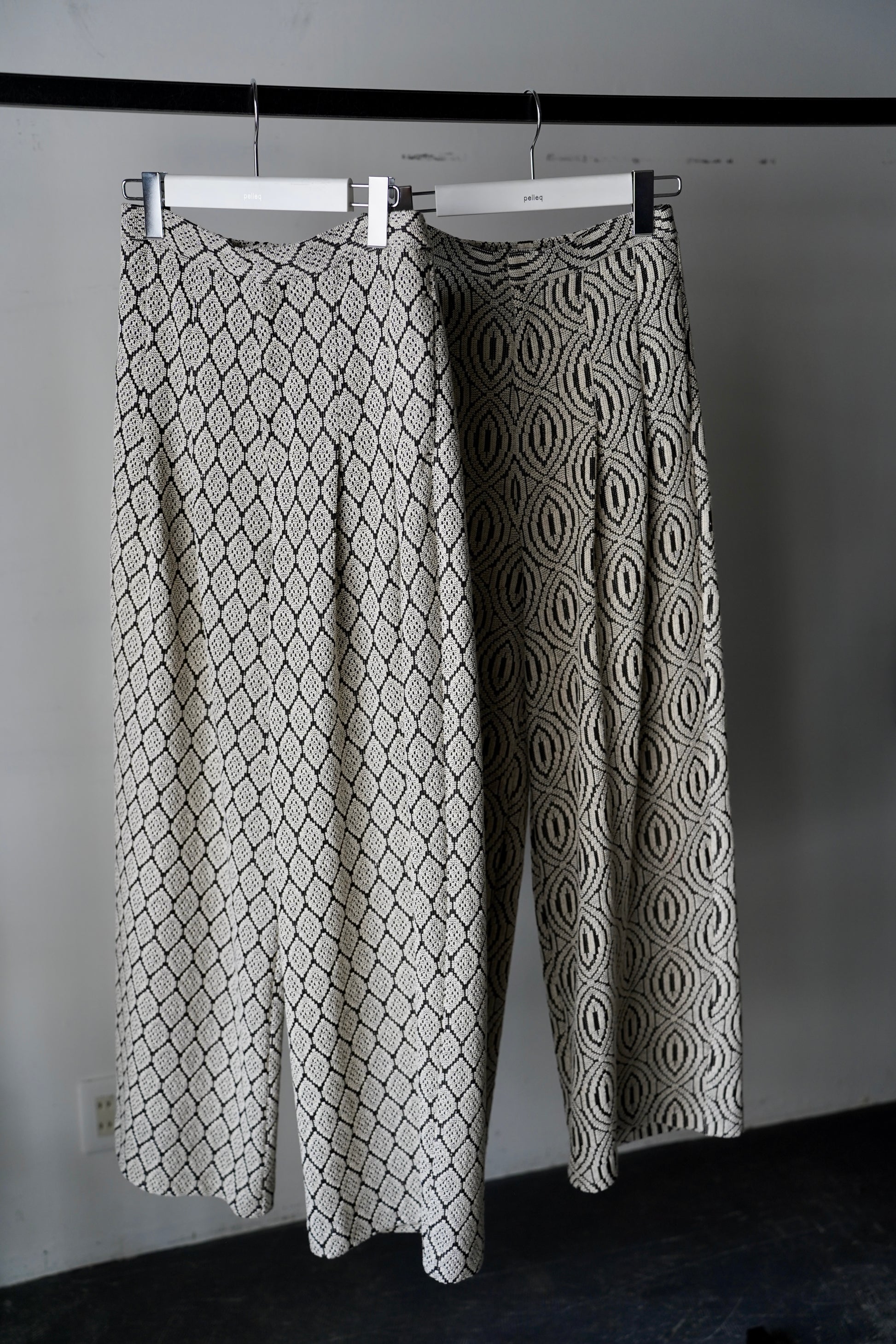 WOMEN Villd / ヴィルド Geo Jacquard Pants – _COMES THE SUN