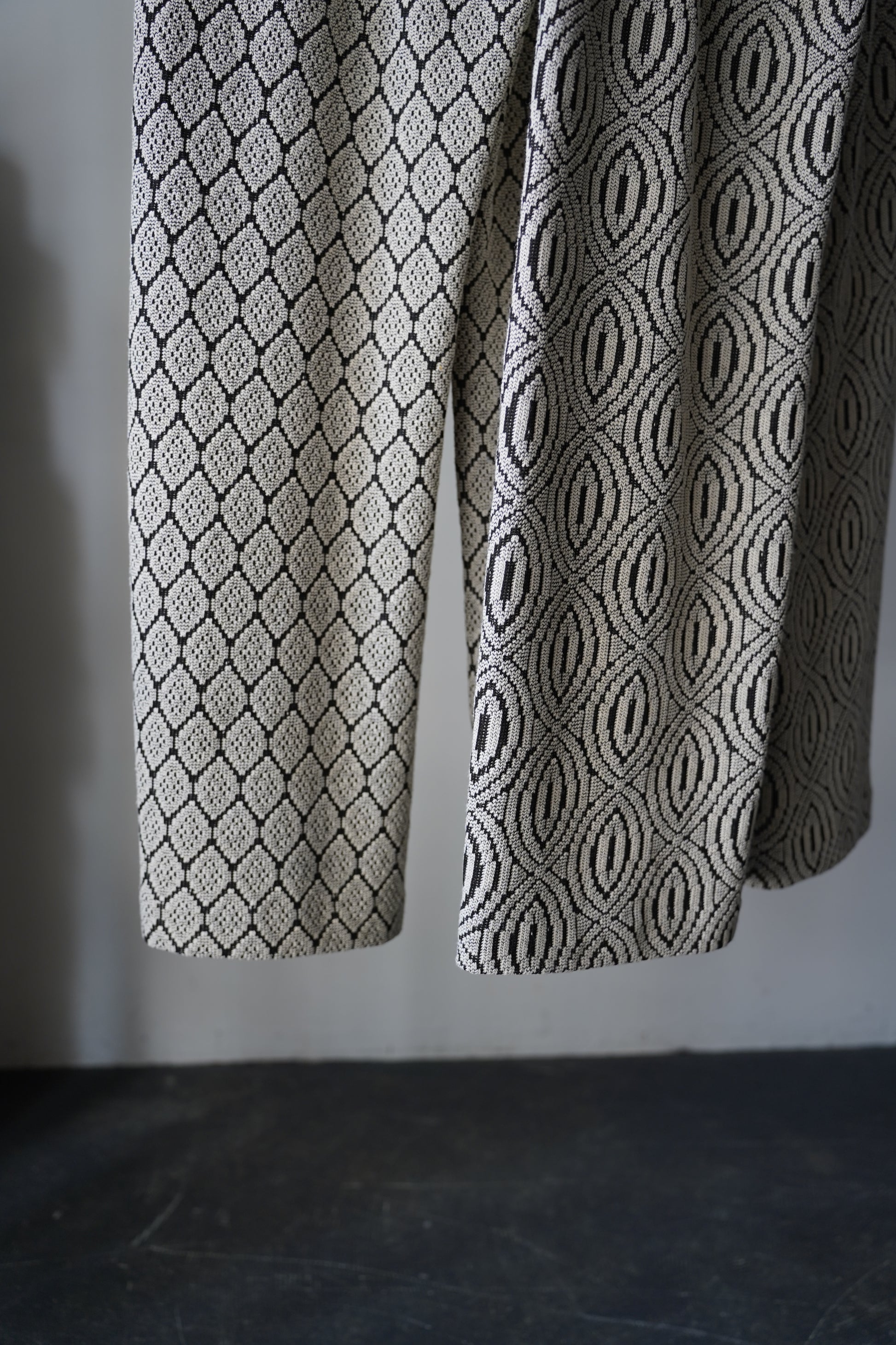 villd カットソー WOMEN Villd / ヴィルド Geo Jacquard Pants – _COMES THE SUN