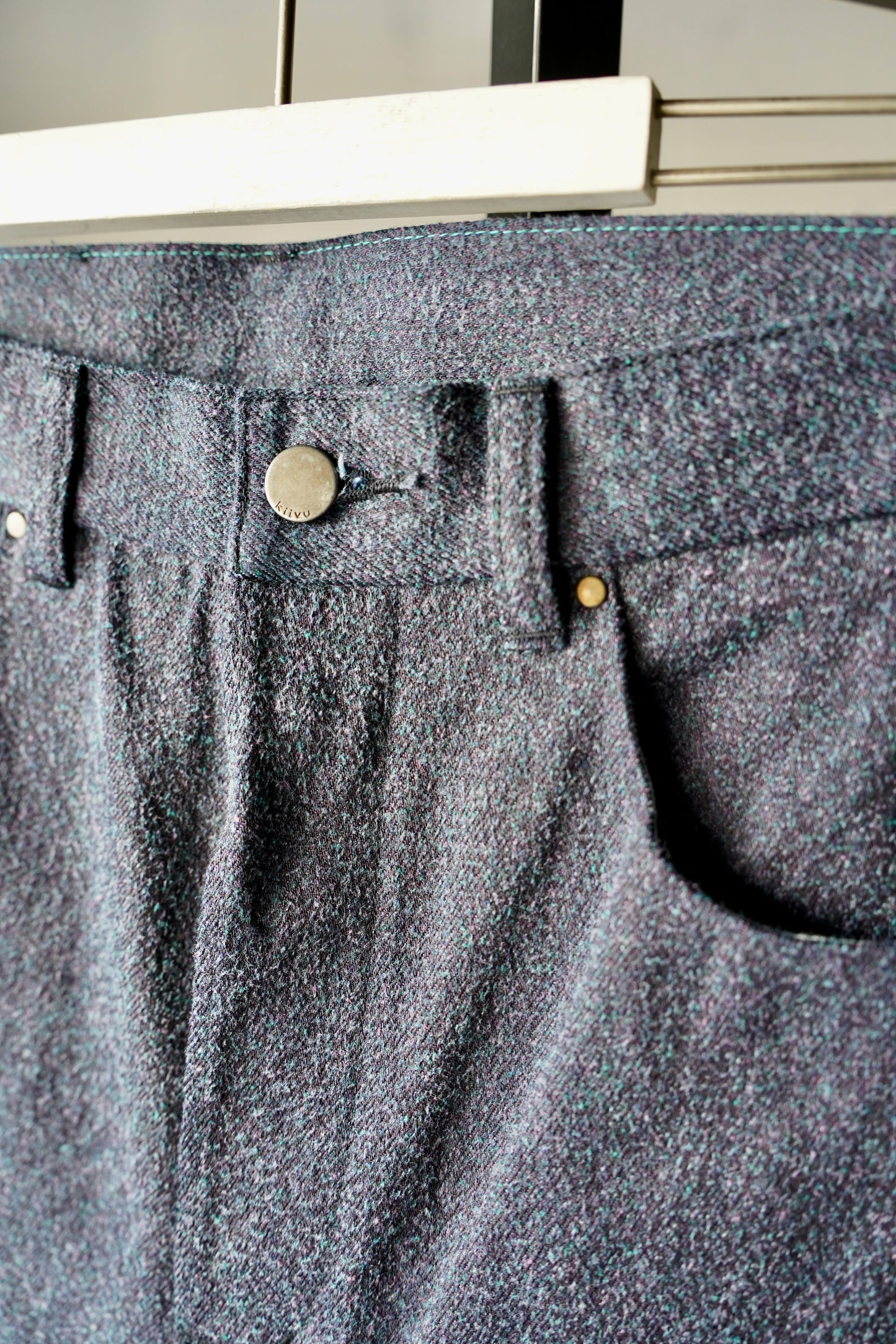 MEN　Kiivu / キフ　DENIM CURVY LEG TROUSER - 12.5oz Rainbow Denim + Needle -