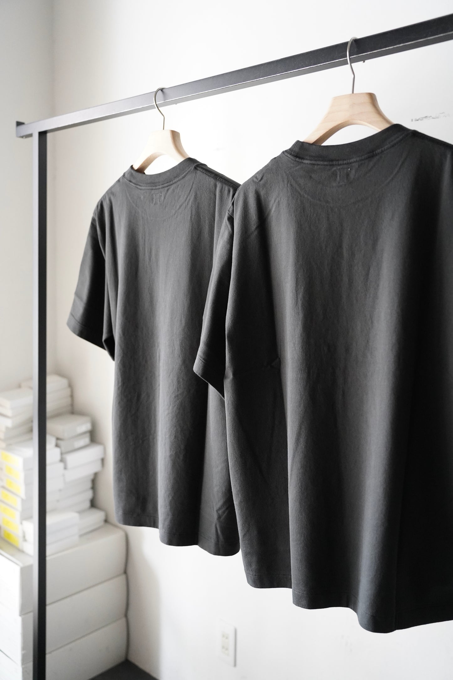 MEN/WOMEN　blurhmsROOTSTOCK / ブラームスルーツストック　RAREGROOVE Print Tee STANDARD