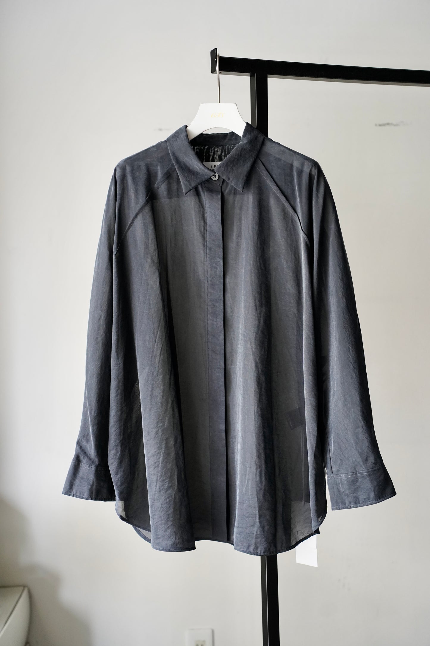 WOMEN　IIROT/イロット　Light Sheer Shirt_Black