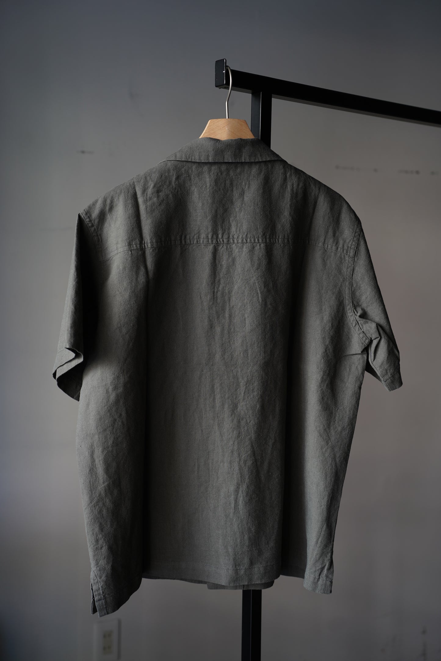 MEN　alvana / アルヴァナ 　LINEN OPEN COLLAR SHIRT