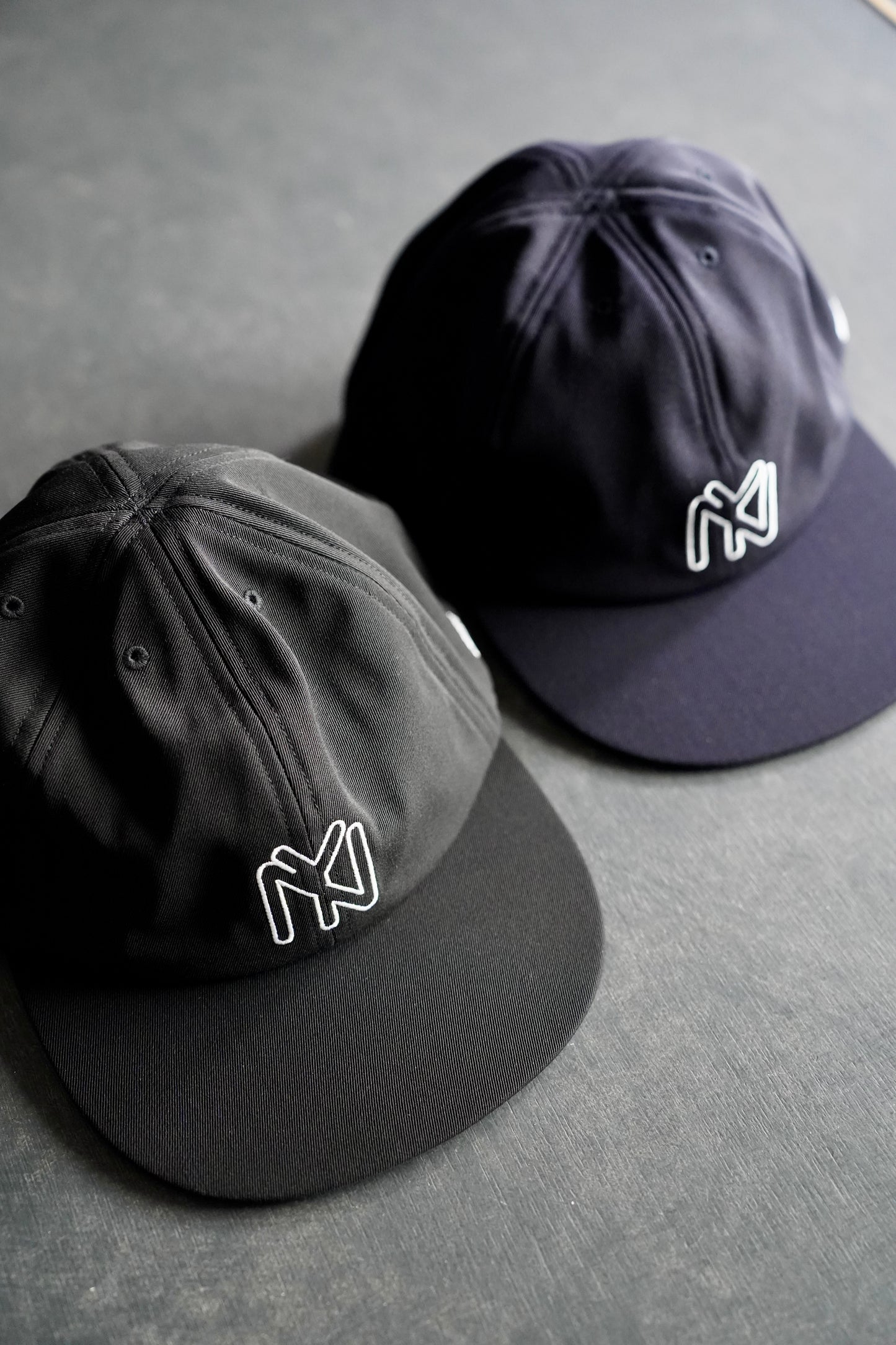 MEN　COMESANDGOES　カムズアンドゴーズ　NY CAP