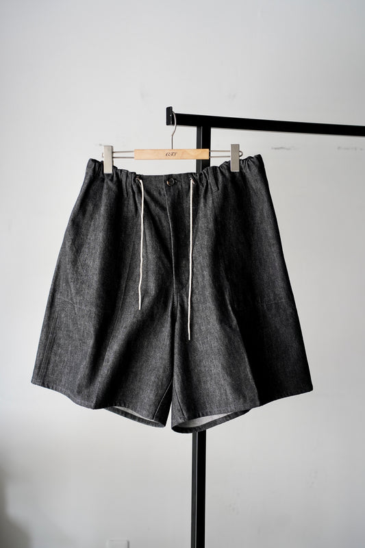MEN　sillage/シアージ　circular fatigue shorts black denim one wash