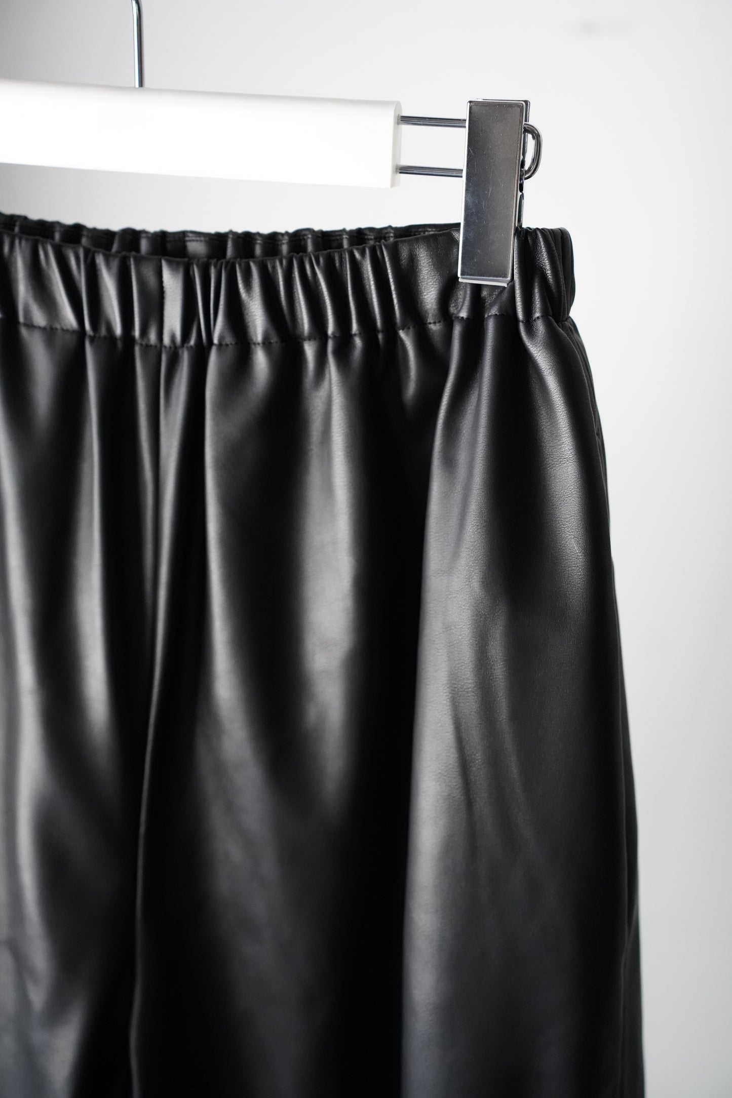 WOMEN　IIROT/イロット　Synthetic Leather Wide Trousers  Black