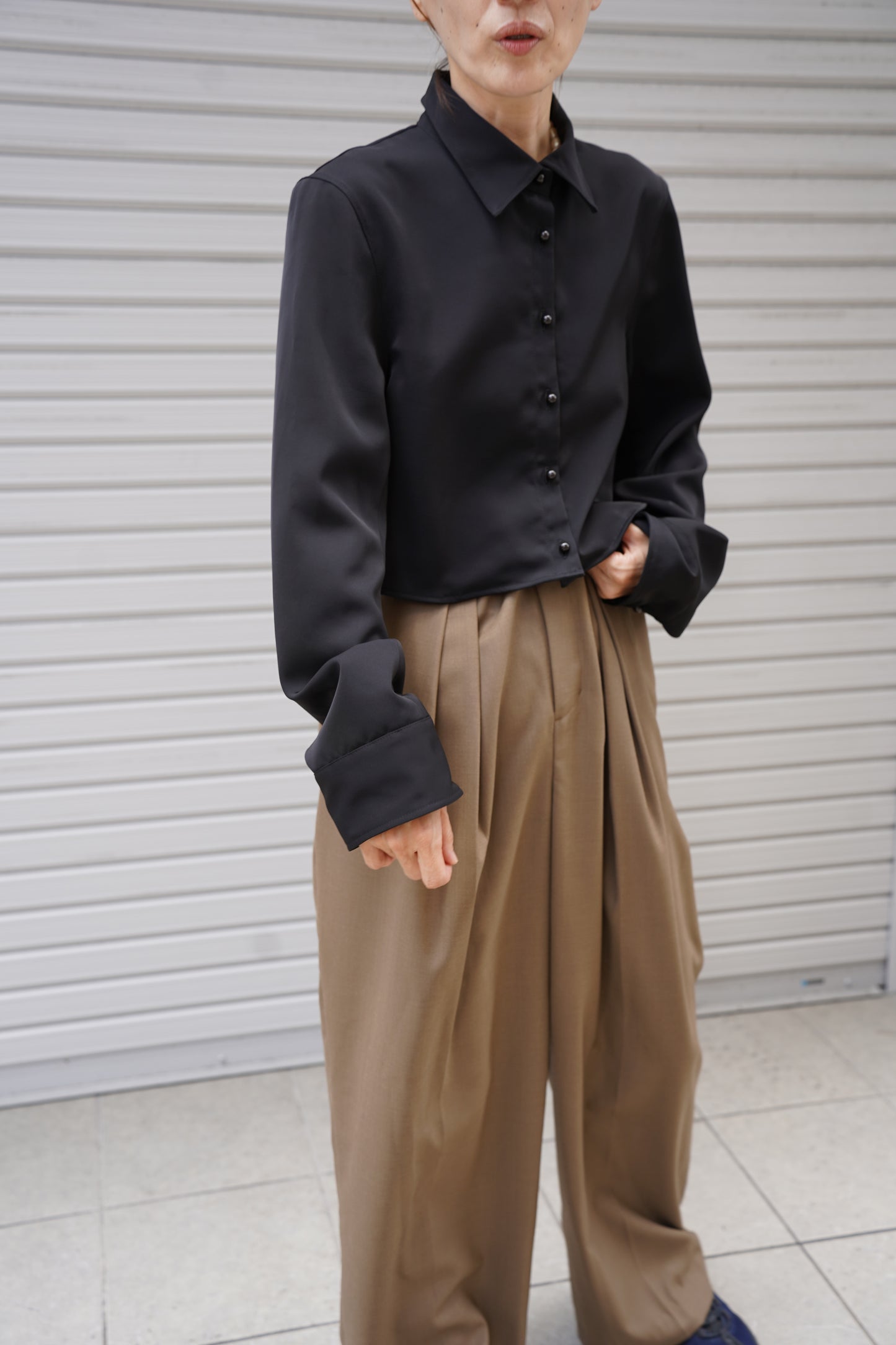 WOMEN　IIROT/イロット　Freeform   Shirt   Black