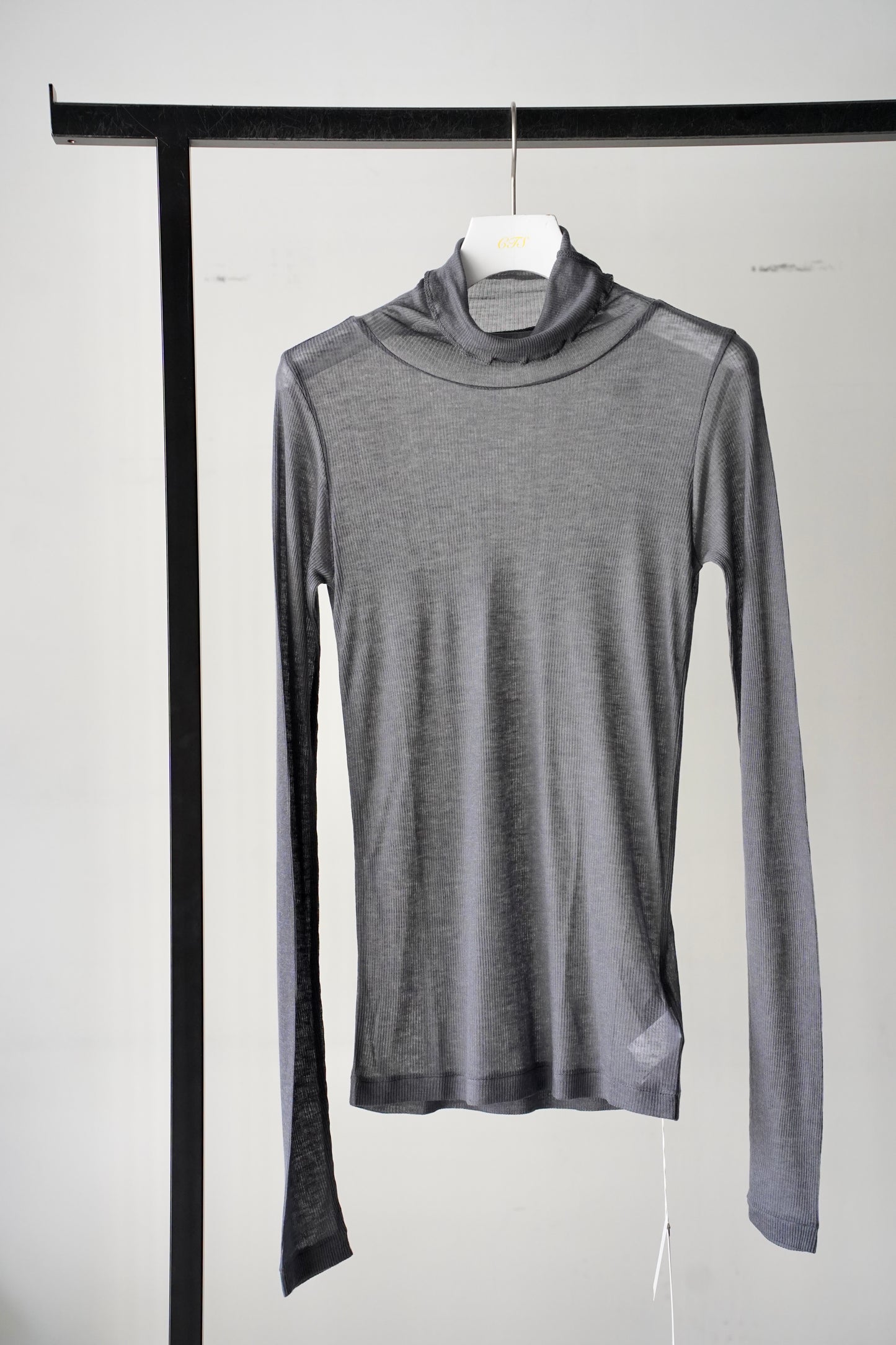 WOMEN　BATONER / バトナー　MELTY RIB HIGH NECK
