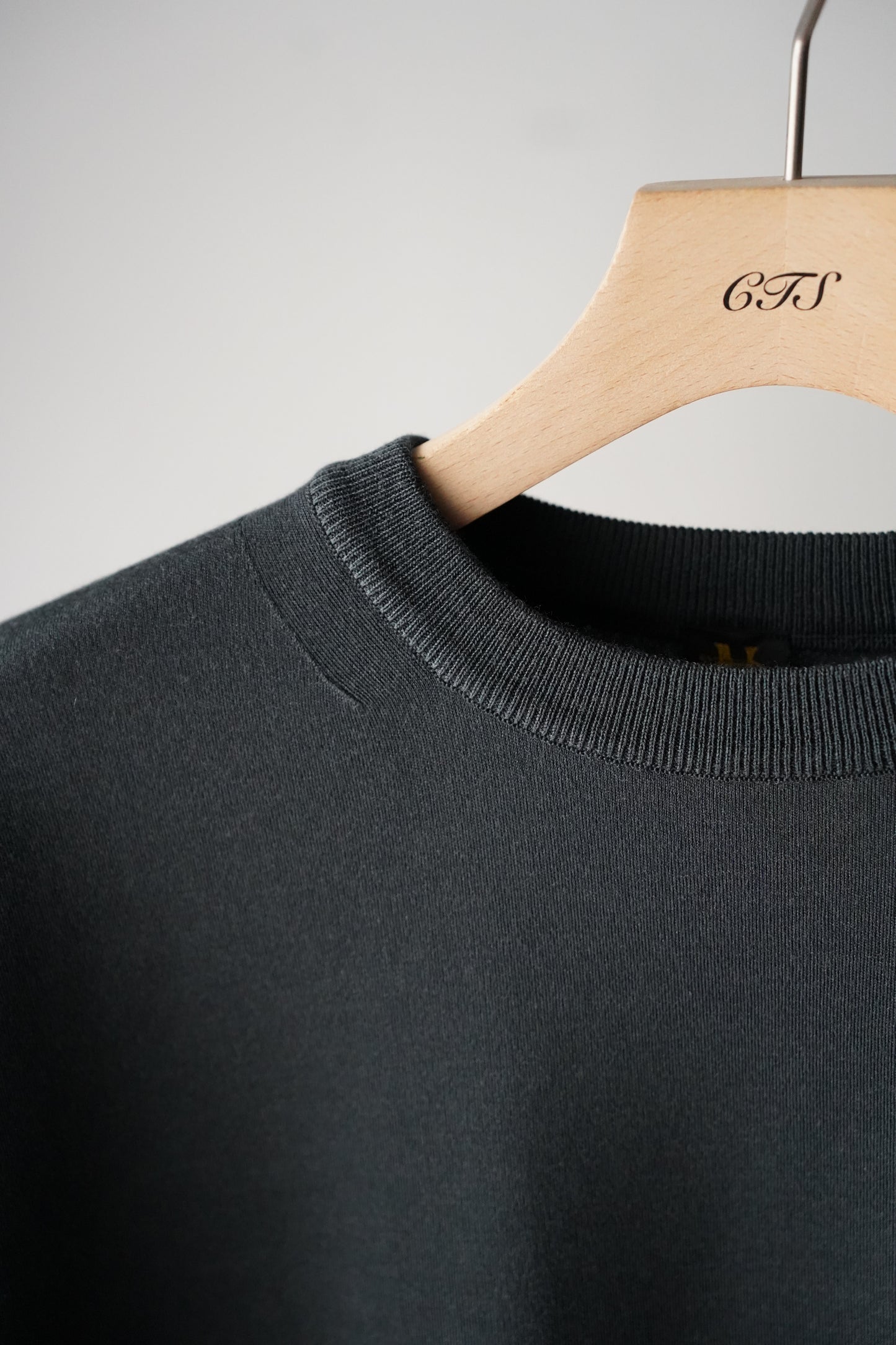 MEN　BATONER / バトナー　32G SMOOTH WOOL CLASSIC CREW NECK
