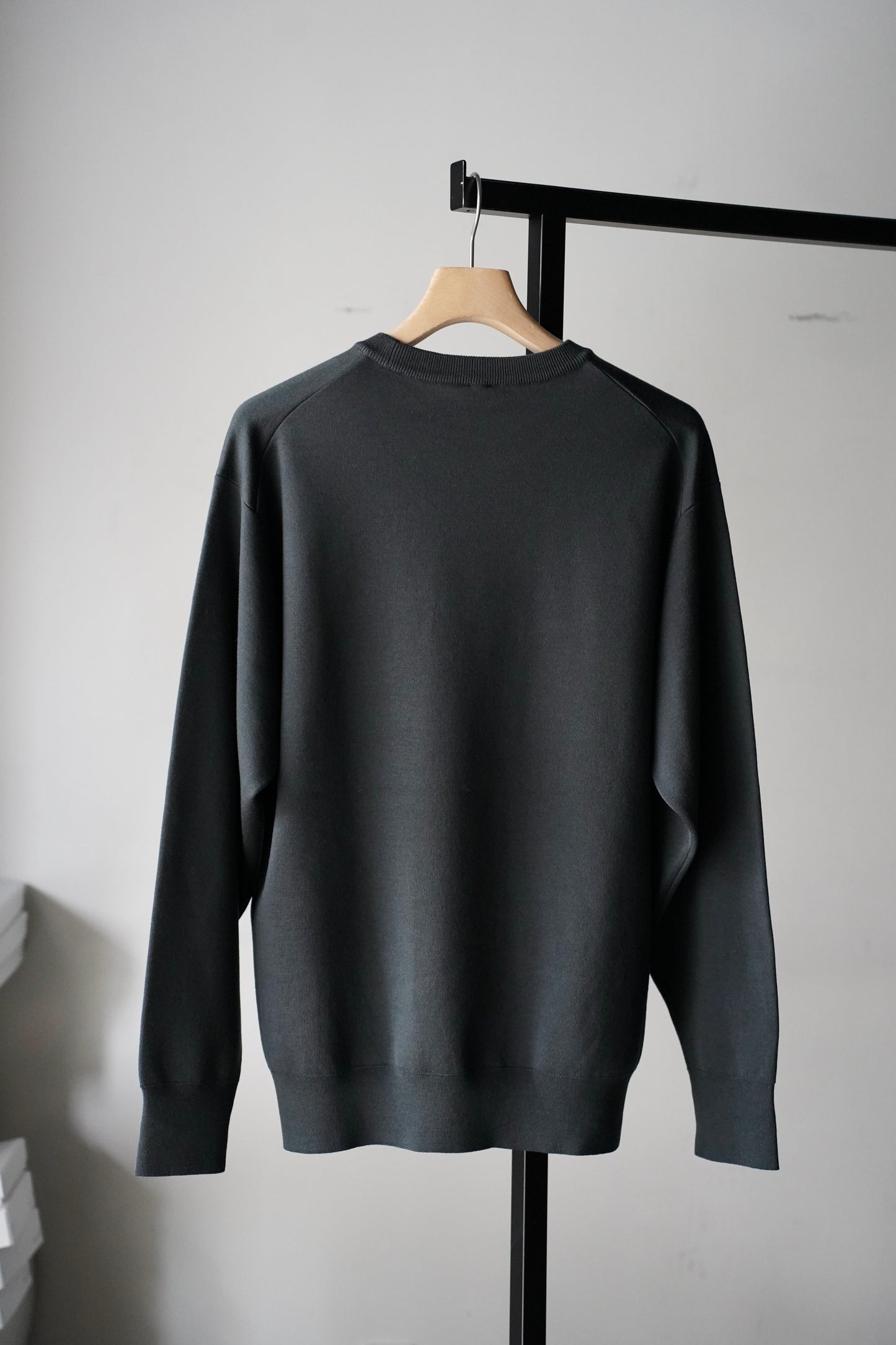 MEN　BATONER / バトナー　32G SMOOTH WOOL CLASSIC CREW NECK
