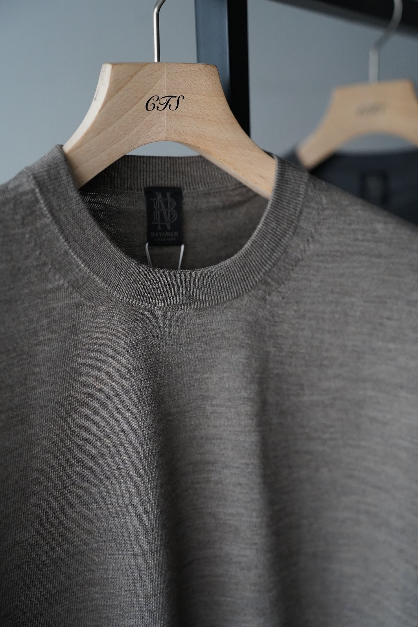 MEN　BATONER / バトナー　SUPERIOR HIGH GAUGE MERINO CREW NECK