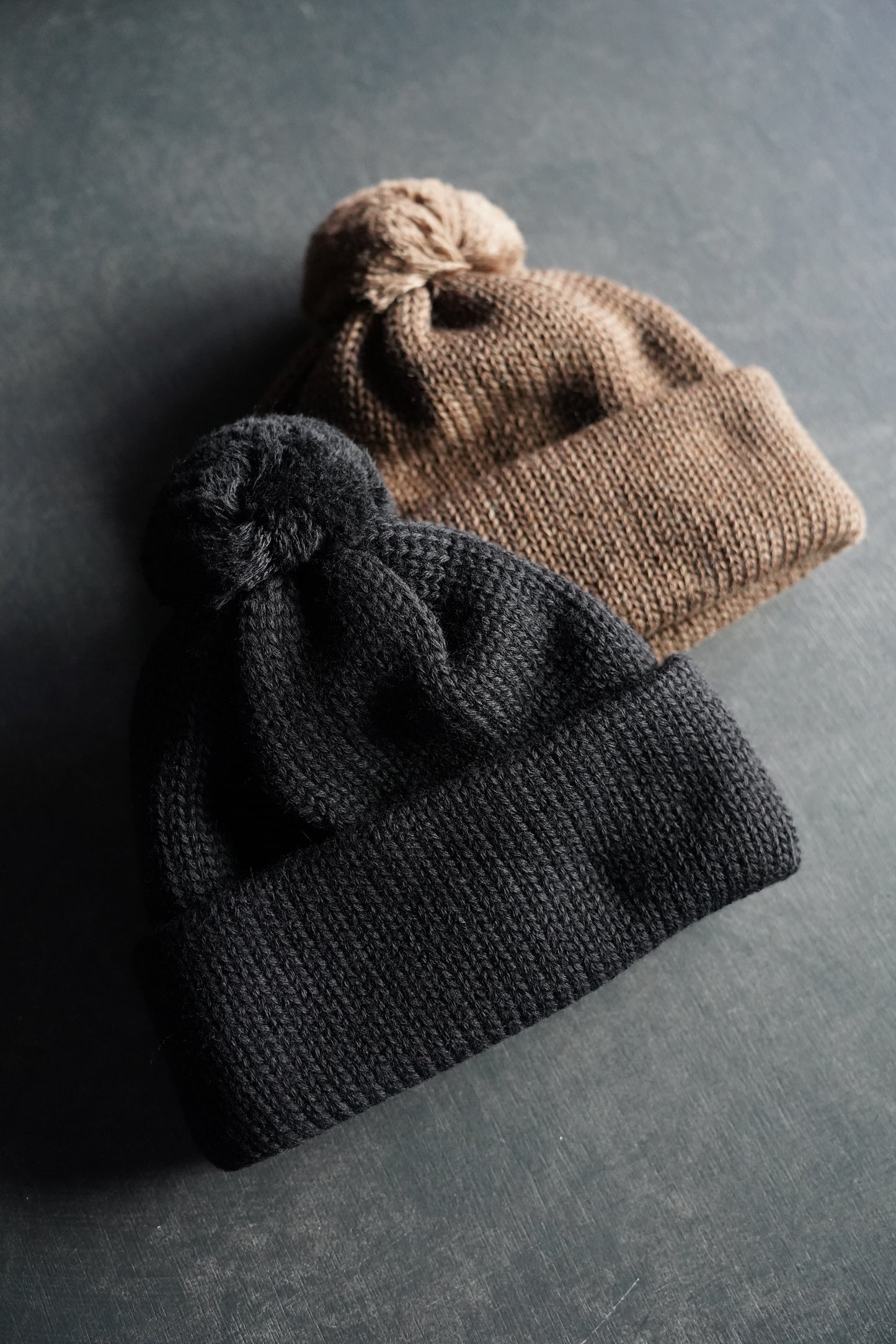 MEN　COMESANDGOES　カムズアンドゴーズ　MERINO WOOL STANDARD KNIT (梵天付き)