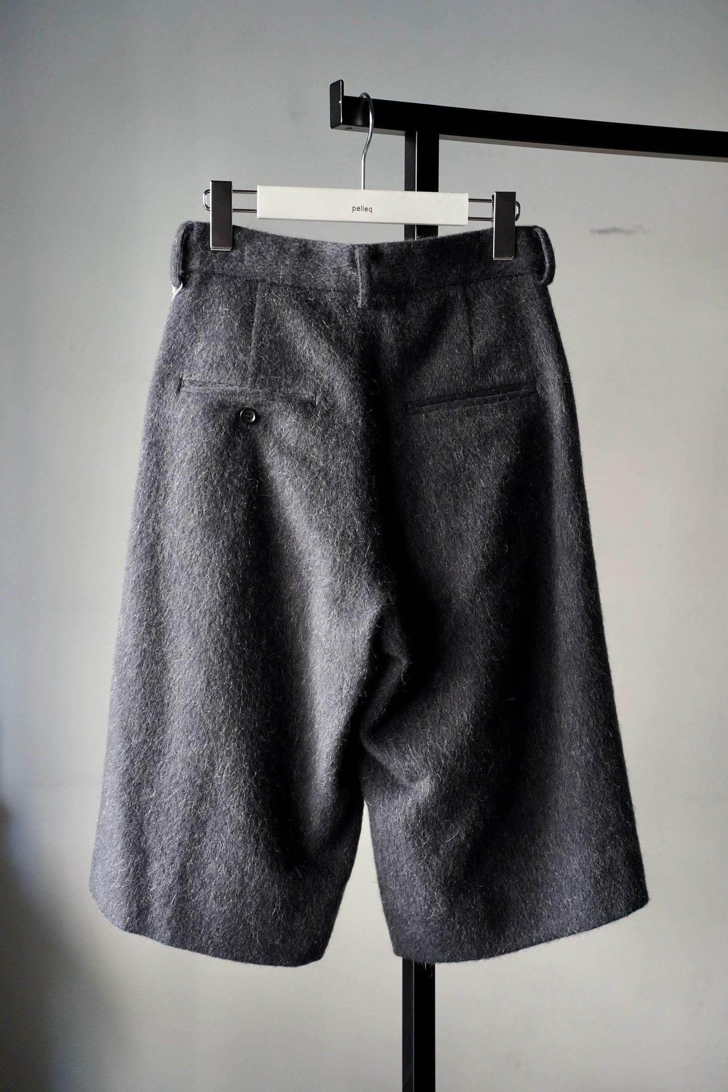 WOMEN　RYU KAGA　Mohair Shaggy Half  Trousers