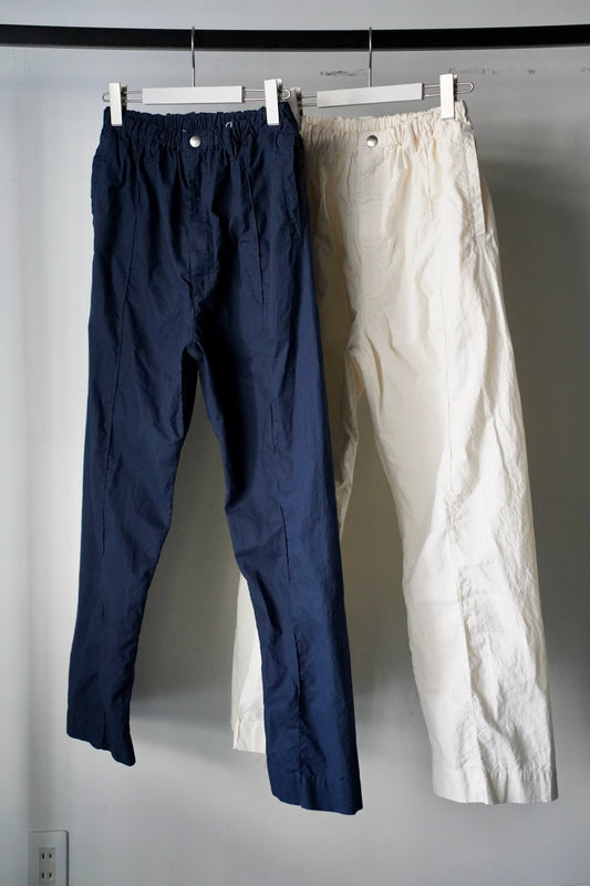 MEN　NECESSARY or UNNECESSARY / ネセサリーオアアンネセサリー　PIN TUCK PANTS