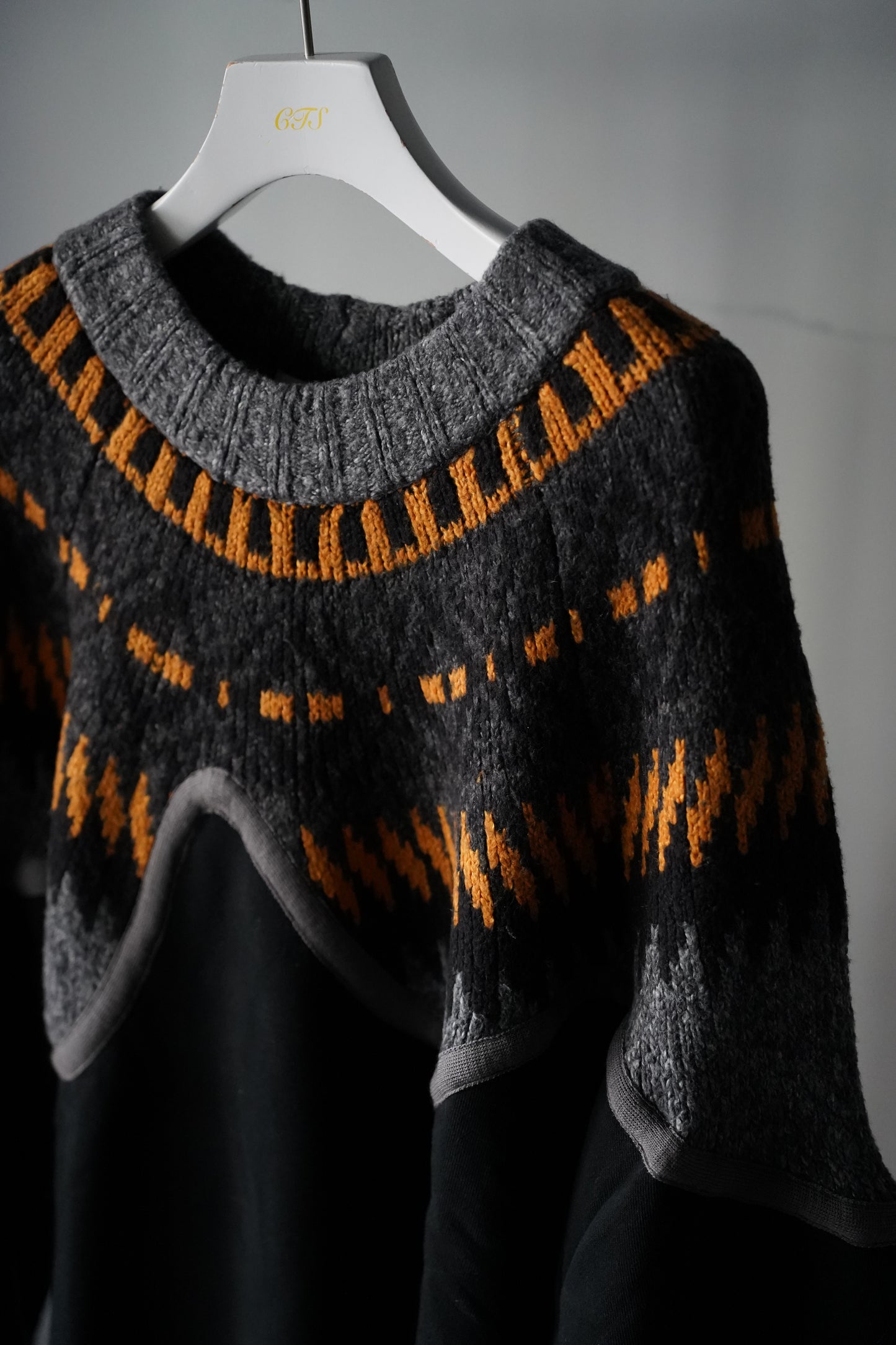 MEN/WOMEN　VIOLETTE ROOM　EX.REMAKE SWEAT  BLACK　⓶