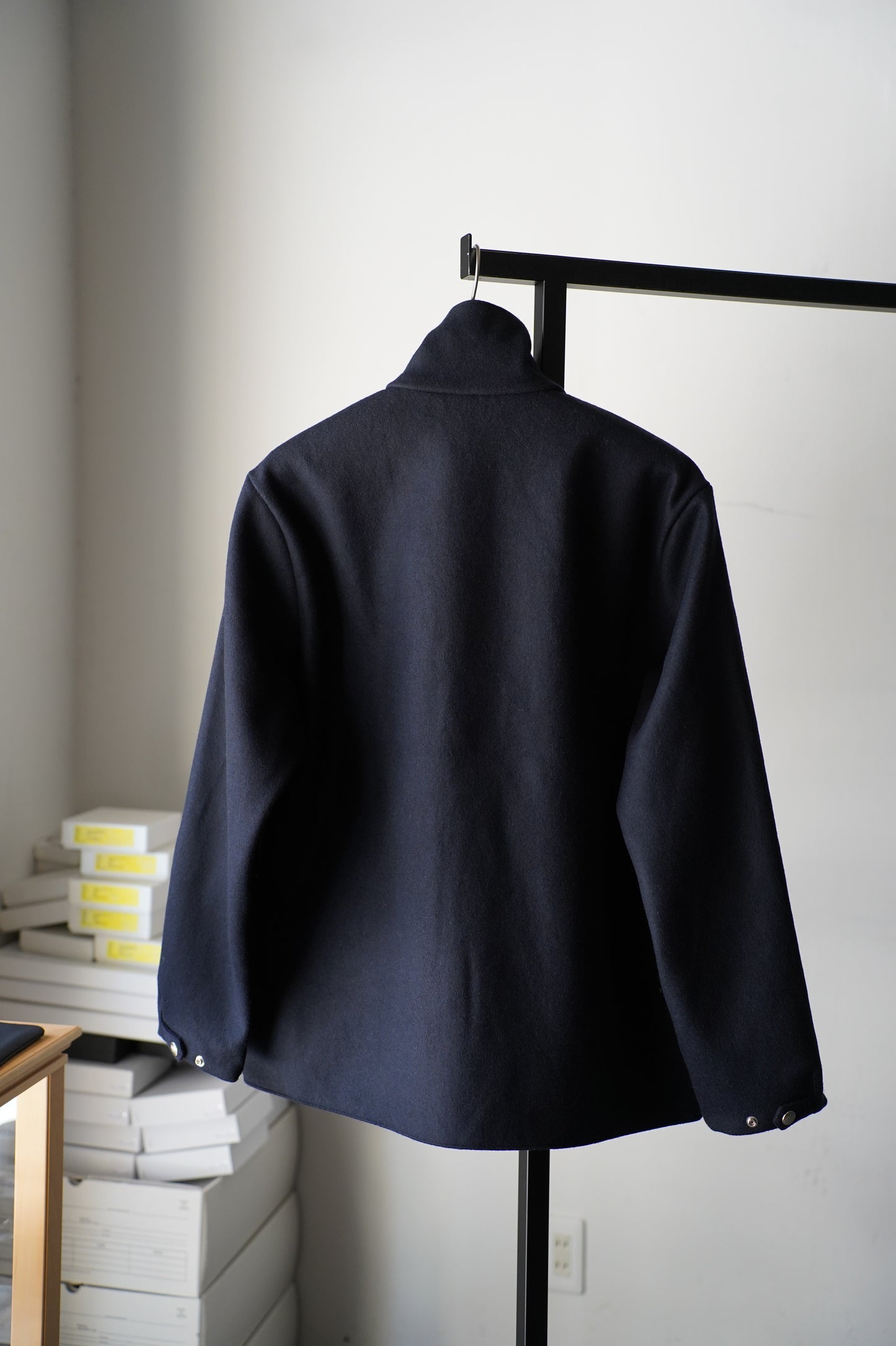 MEN　NECESSARY or UNNECESSARY / ネセサリーオアアンネセサリー　NAVAL REVERSE
