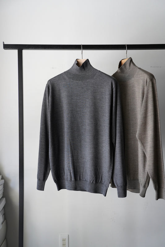 MEN　BATONER / バトナー　SUPERIOR HIGH GAUGE MERINO TURTLE NECK　