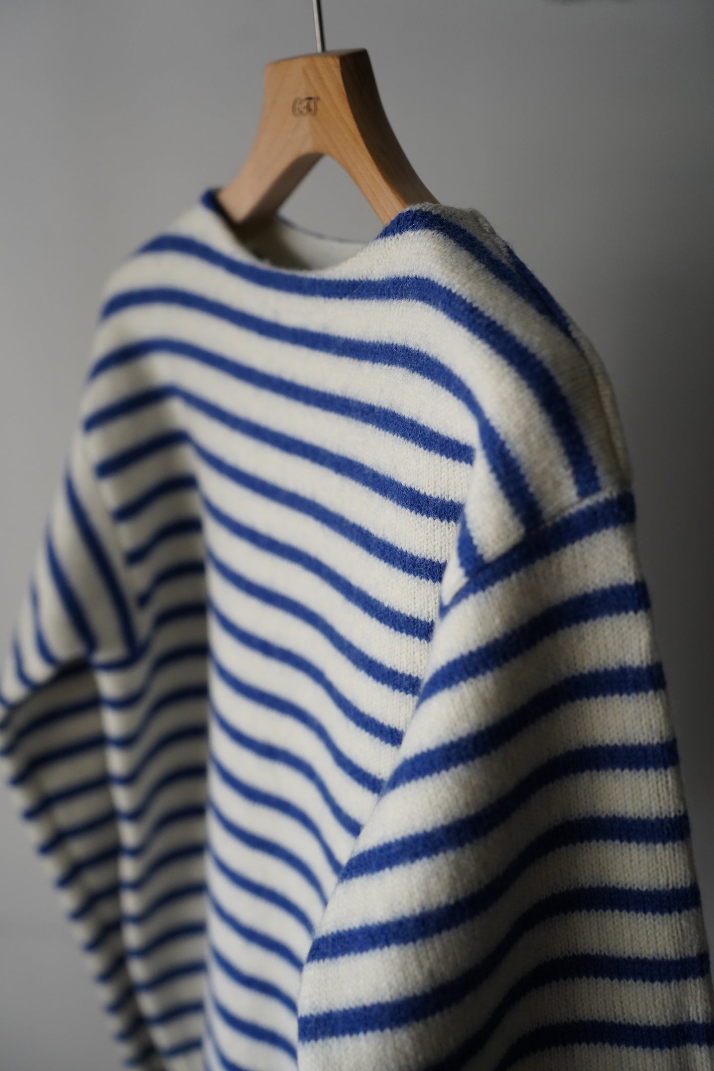 MEN　NECESSARY or UNNECESSARY / ネセサリーオアアンネセサリー　BOAT KNIT