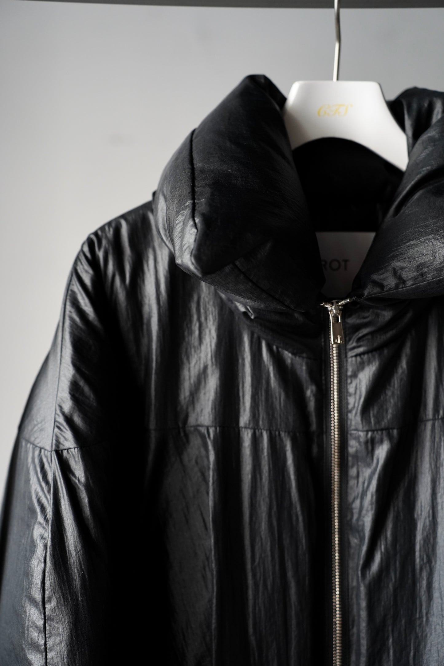 WOMEN　IIROT/イロット　Rounded Down Jacket