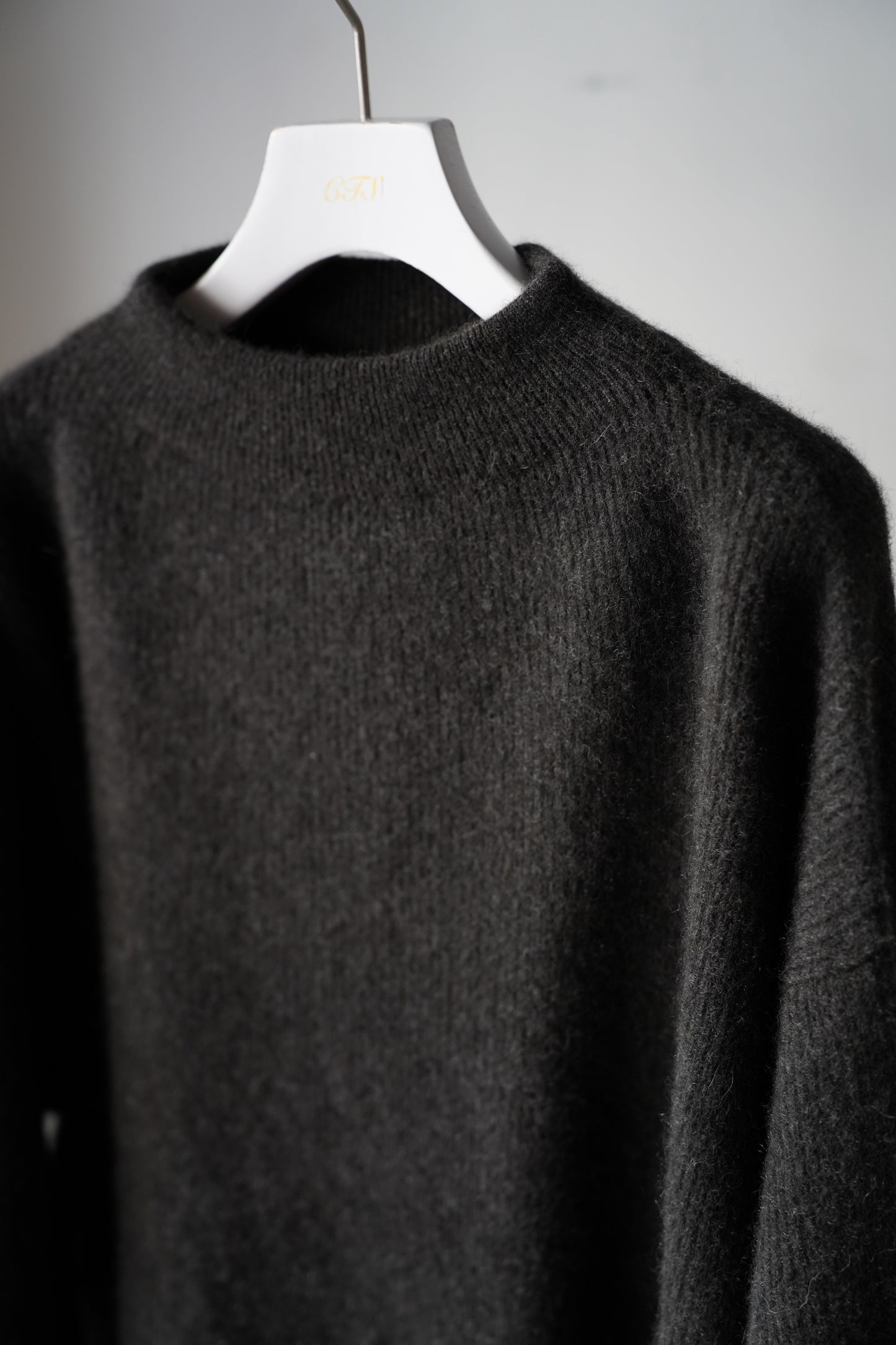 WOMEN　BATONER / バトナー　CASHMERE FOX BOAT NECK