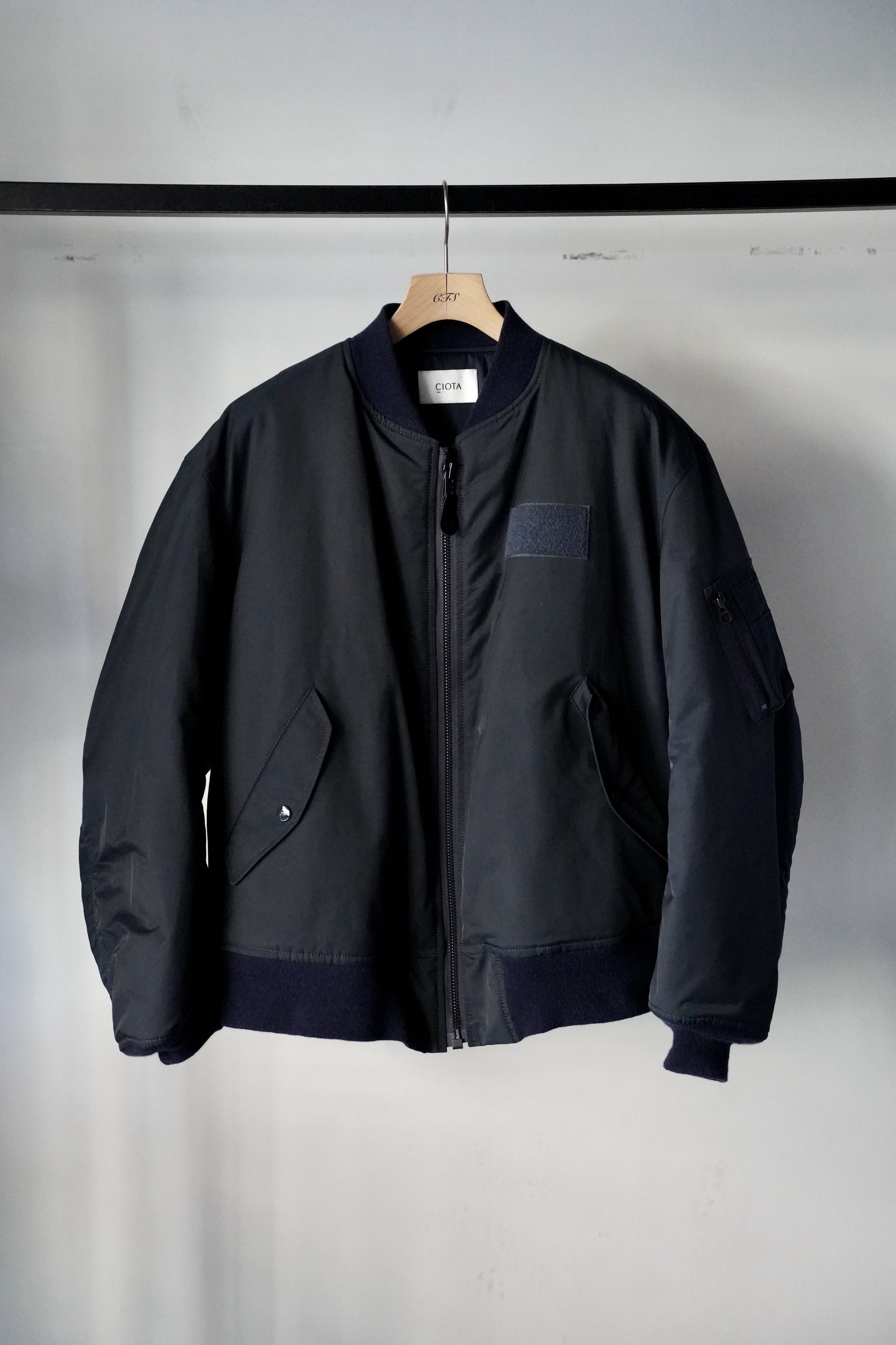 MEN　CIOTA/シオタ　MA-1 Flight Jacket